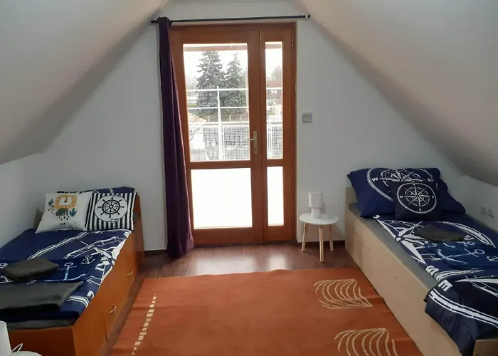 Case de vacanță Arena